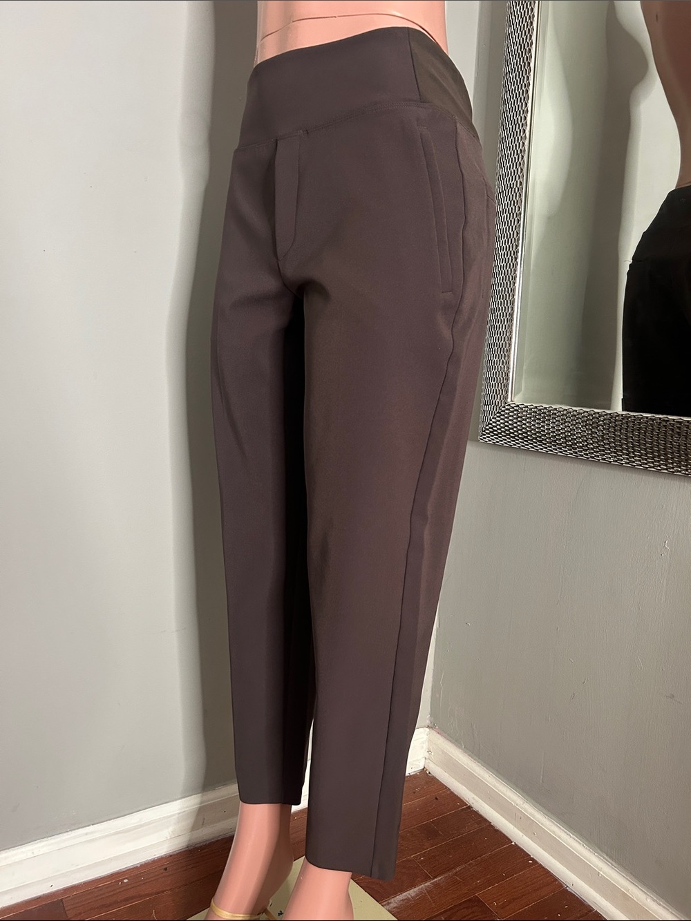 Athleta Cropped Ponte Ankle Pants in Deep Brown